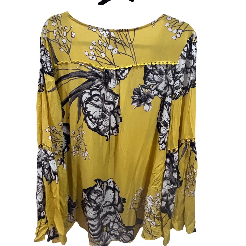 Janse Yellow Floral Bell Sleeve‎ V Neck Boho Peasant Top Size Medium